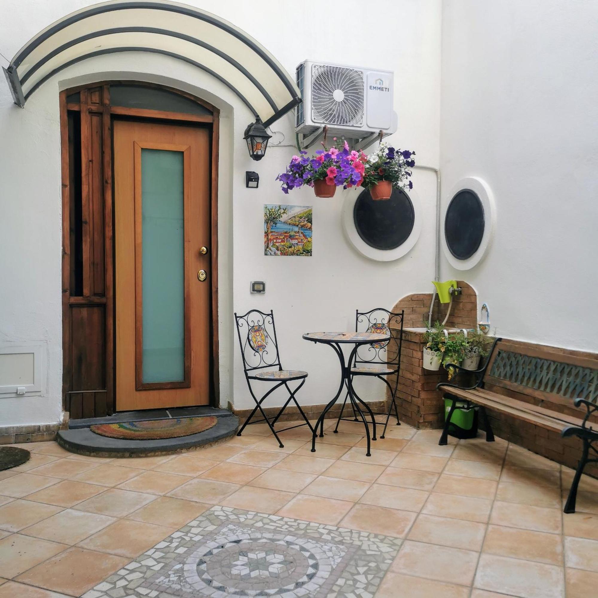 Ferienwohnung Cortile Di San Leo Vietri Exterior foto